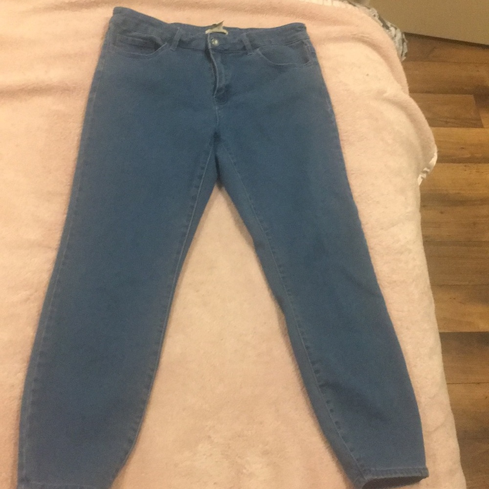 Stretchy Skinny Jeans